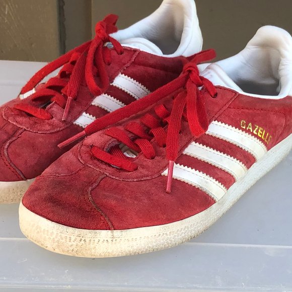 adidas ladies lace sneakers